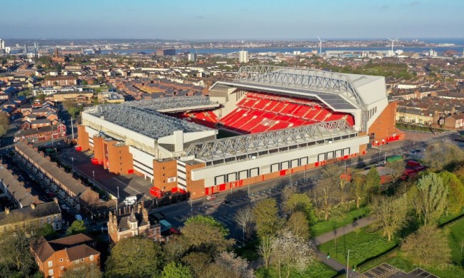 世体：西蒙尼正在考虑多种方案，以应对勒诺尔芒伤缺一个半月（世体：勒诺尔芒将缺阵约六周，西蒙尼酝酿多套应对方案）