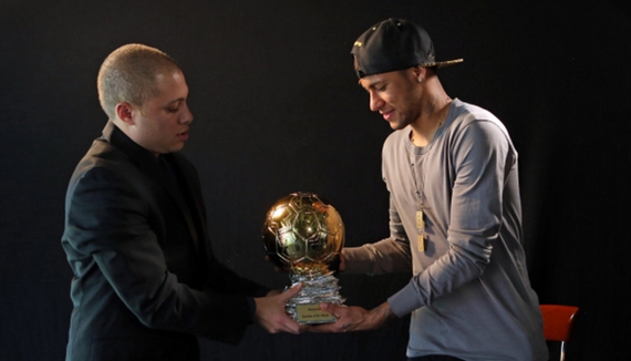 韩鹏：全力以赴完成俱乐部1500分和瓦科夺金靴的目标（韩鹏：冲刺俱乐部1500分，助瓦科问鼎金靴）