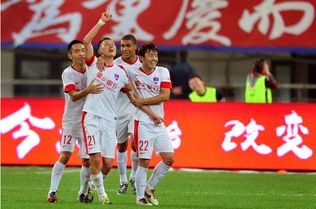 七连杀，那不勒斯自2020年以来连续七次在主场击败尤文（自2020年起，那不勒斯主场对尤文豪取七连胜）