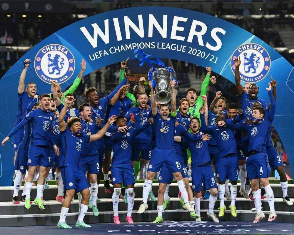 近10年欧冠场均进球榜：哈兰德1.02球第1，C罗第2，梅西第4（过去10年欧冠场均进球榜：哈兰德以1.02球领跑，C罗第2，梅西第4）