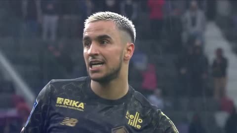 未来之星：拜仁小将卡尔引起纽卡斯尔、阿贾克斯和法兰克福的关注（拜仁新星卡尔获纽卡、阿贾克斯与法兰克福青睐）