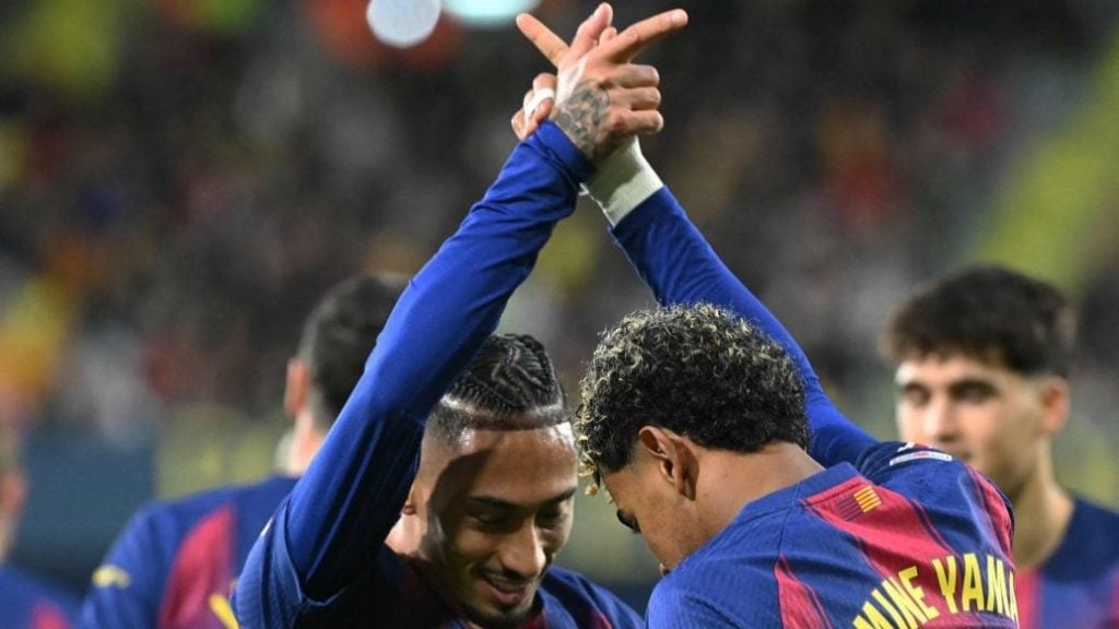 沙特联半场：莫克瓦纳造点+进球，哈森姆2-1拉斯永恒（沙特联半场战报：莫克瓦纳造点并破门，哈森姆暂以2-1领先拉斯永恒）