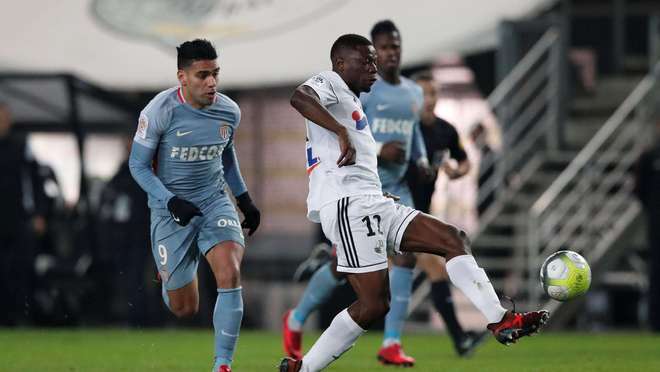 乌比格：今天球队表现非常出色，首发登场是早上教练组决定的（乌比格：球队今日发挥出色，我的首发由教练组今早拍板）