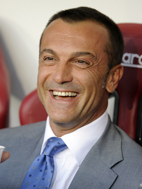 避免恰20停赛，蒙特拉：末轮踢西班牙要派出无黄牌负担的球队（为防主力因黄牌停赛，蒙特拉：末轮战西班牙将派出无黄牌负担的阵容）